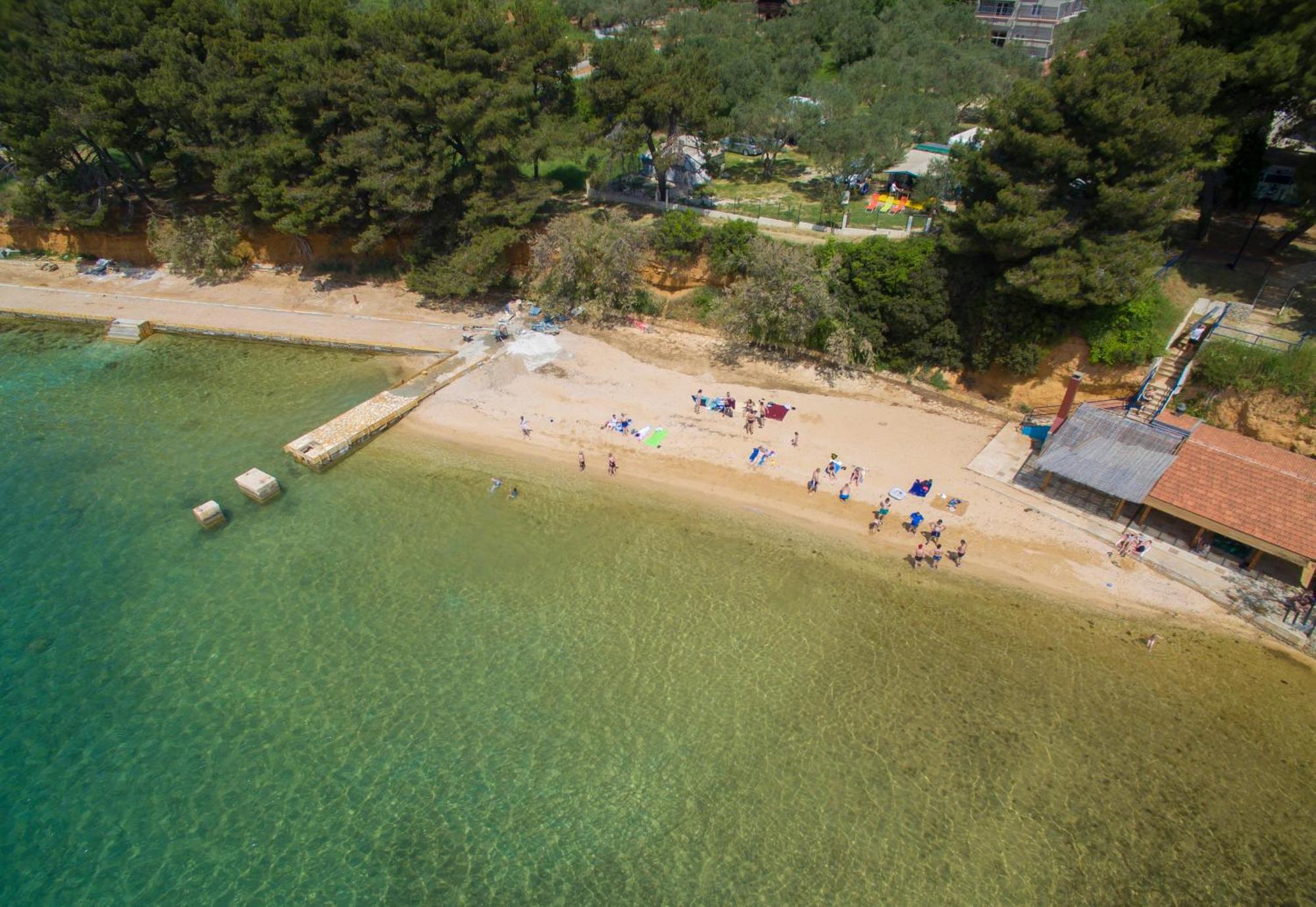 Kamp Karla & Bruno Sveti Filip i Jakov Exterior foto